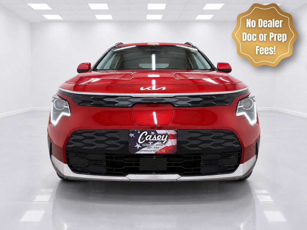 Used 2023 Kia Niro Wind w/ Wind Preserve Package FWD image 2