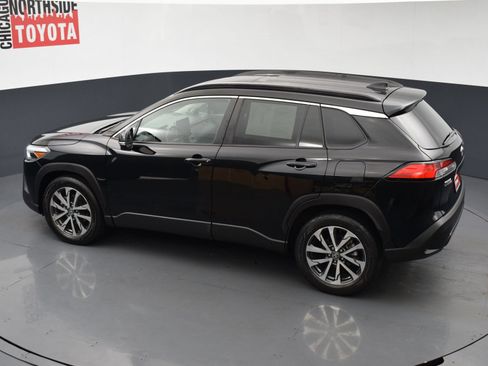 Used 2023 Toyota Corolla Cross XLE w/ Convenience Package AWD/4WD image 22