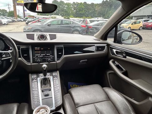 Used 2015 Porsche Macan S AWD/4WD image 6