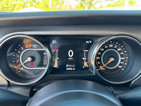 Certified 2022 Jeep Wrangler Unlimited Sport AWD/4WD image 28