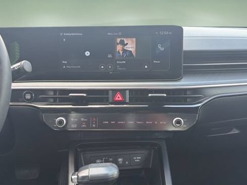 Used 2025 Kia K5 GT-Line w/ GT-Line Premium Package FWD image 18