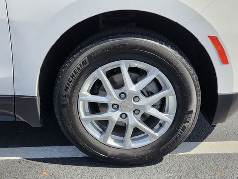 Certified 2024 Chevrolet Equinox LS w/ Driver Confidence II Package image 8