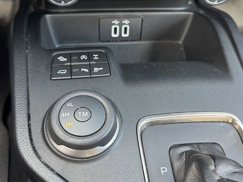 Used 2019 Ford Ranger XLT w/ Equipment Group 302A Luxury image 17