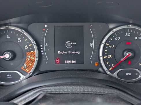 Used 2020 Jeep Renegade Altitude AWD/4WD image 22