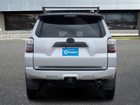 Used 2021 Toyota 4Runner Venture w/ Moonroof Package image 8