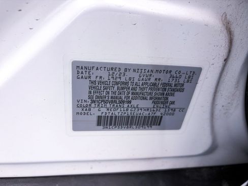 Used 2024 Nissan Kicks SR FWD image 33