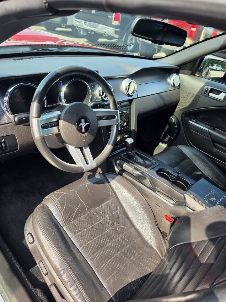 Used 2008 Ford Mustang GT RWD image 32