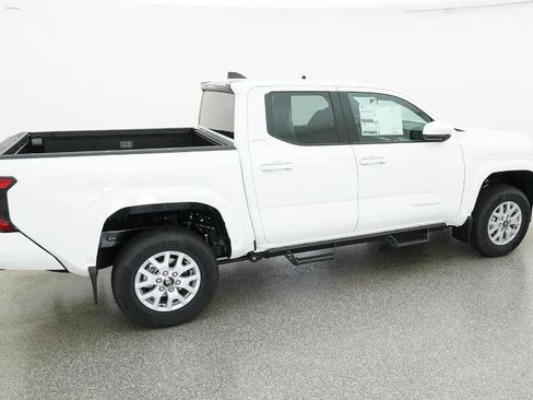New 2025 Toyota Tacoma SR5 image 10