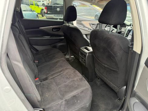 Used 2018 Nissan Murano SV w/ Cargo Package FWD image 13