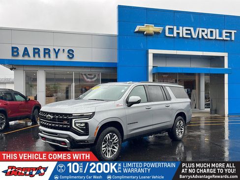 Used 2025 Chevrolet Suburban Z71 AWD/4WD image 1