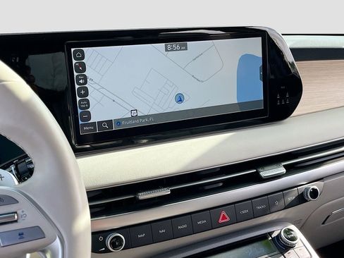 Used 2024 Hyundai Palisade Limited image 14