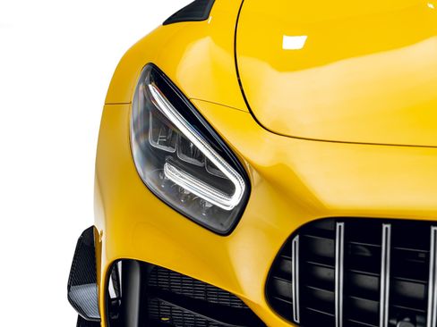 Used 2020 Mercedes-Benz AMG GT R image 16