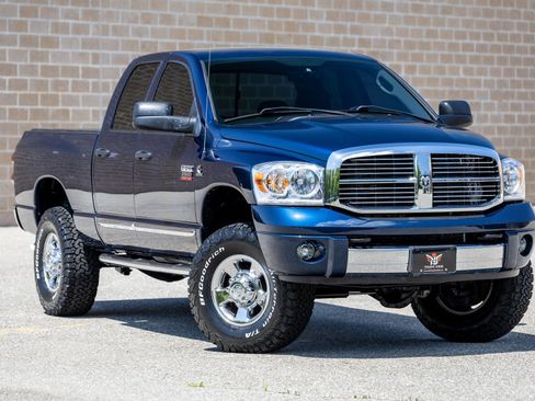 Used 2007 Dodge Ram 2500 Truck Laramie AWD/4WD image 1