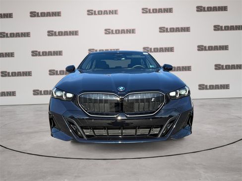 Certified 2025 BMW i5 xDrive40 w/ M Sport Package image 8