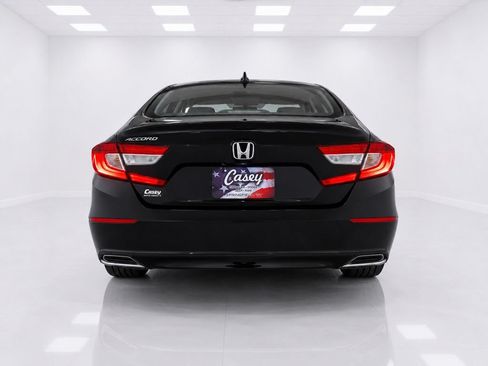 Used 2018 Honda Accord EX image 6