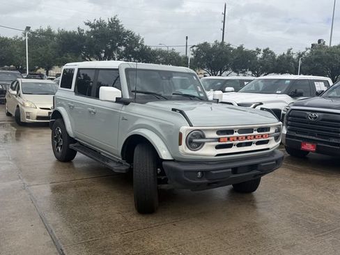 Used 2021 Ford Bronco Outer Banks AWD/4WD image 3