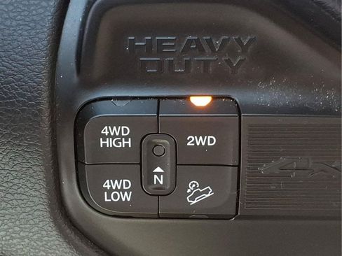 Used 2024 RAM 2500 Big Horn w/ Off Road Package AWD/4WD image 24