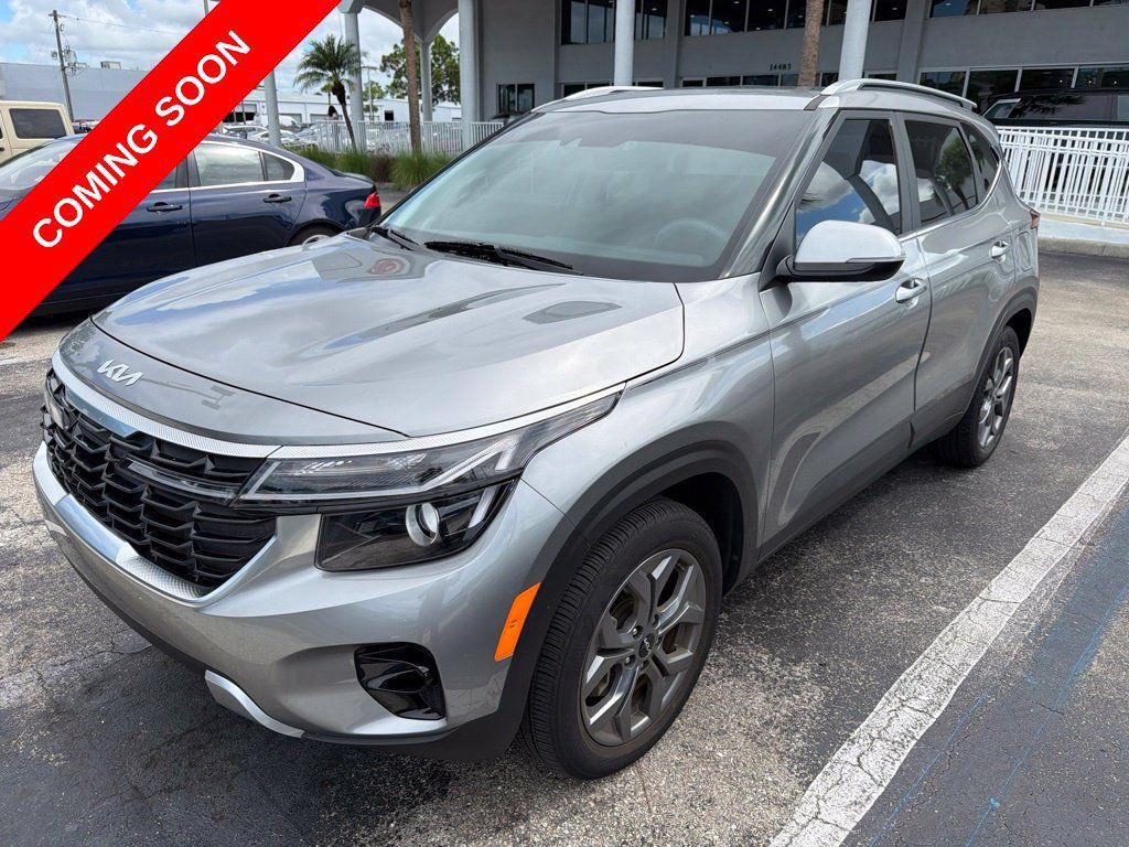 Certified 2024 Kia Seltos S AWD/4WD image 1