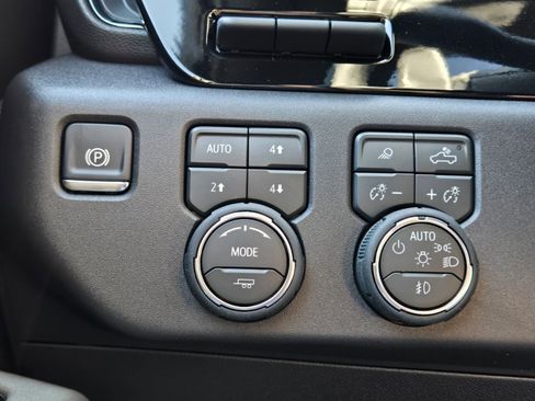 New 2026 Chevrolet Silverado 1500 ZR2 image 18