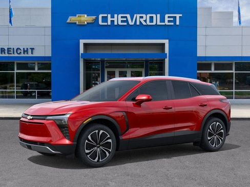 New 2026 Chevrolet Blazer EV LT image 2
