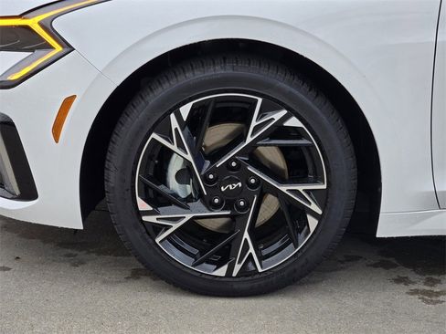 New 2026 Kia K5 GT-Line image 8