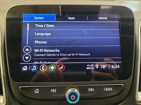 Used 2023 Chevrolet Malibu LT FWD image 25
