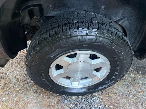 Used 2004 GMC Yukon SLT w/ 1SD Preferred Equipment Group image 34