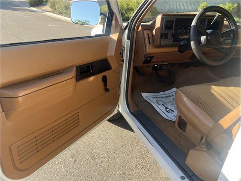 Used 1989 GMC Sierra 2500 2WD Regular Cab image 11