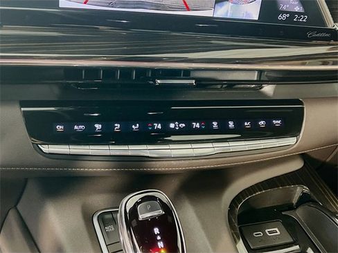 Used 2021 Cadillac Escalade ESV Sport w/ LPO, ONYX Package image 22