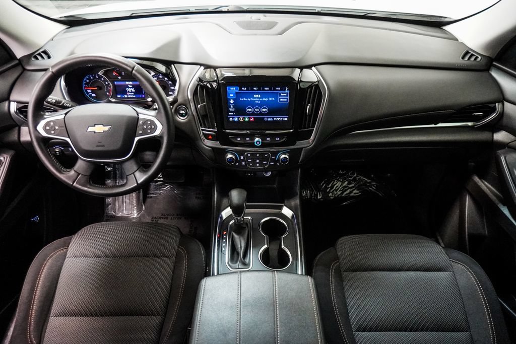 Used 2021 Chevrolet Traverse LT FWD image 13