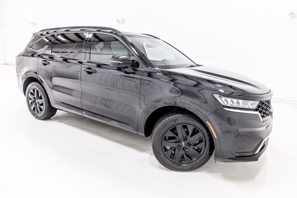 Used 2023 Kia Sorento EX w/ Panoramic Sunroof Package FWD image 10