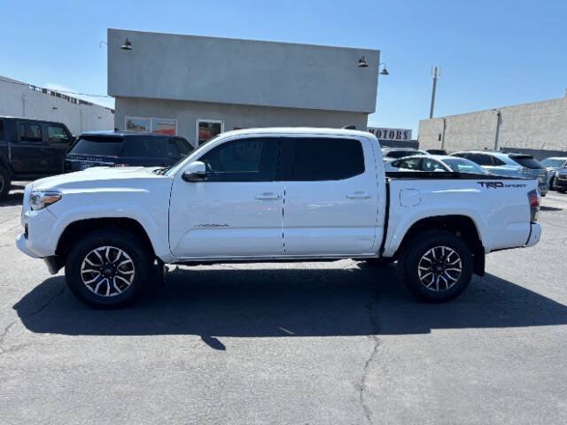 Used 2020 Toyota Tacoma TRD Sport w/ Technology Package RWD image 6