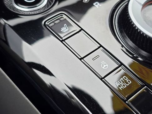 Certified 2023 Kia Niro Wind w/ Wind Preserve Package FWD image 32