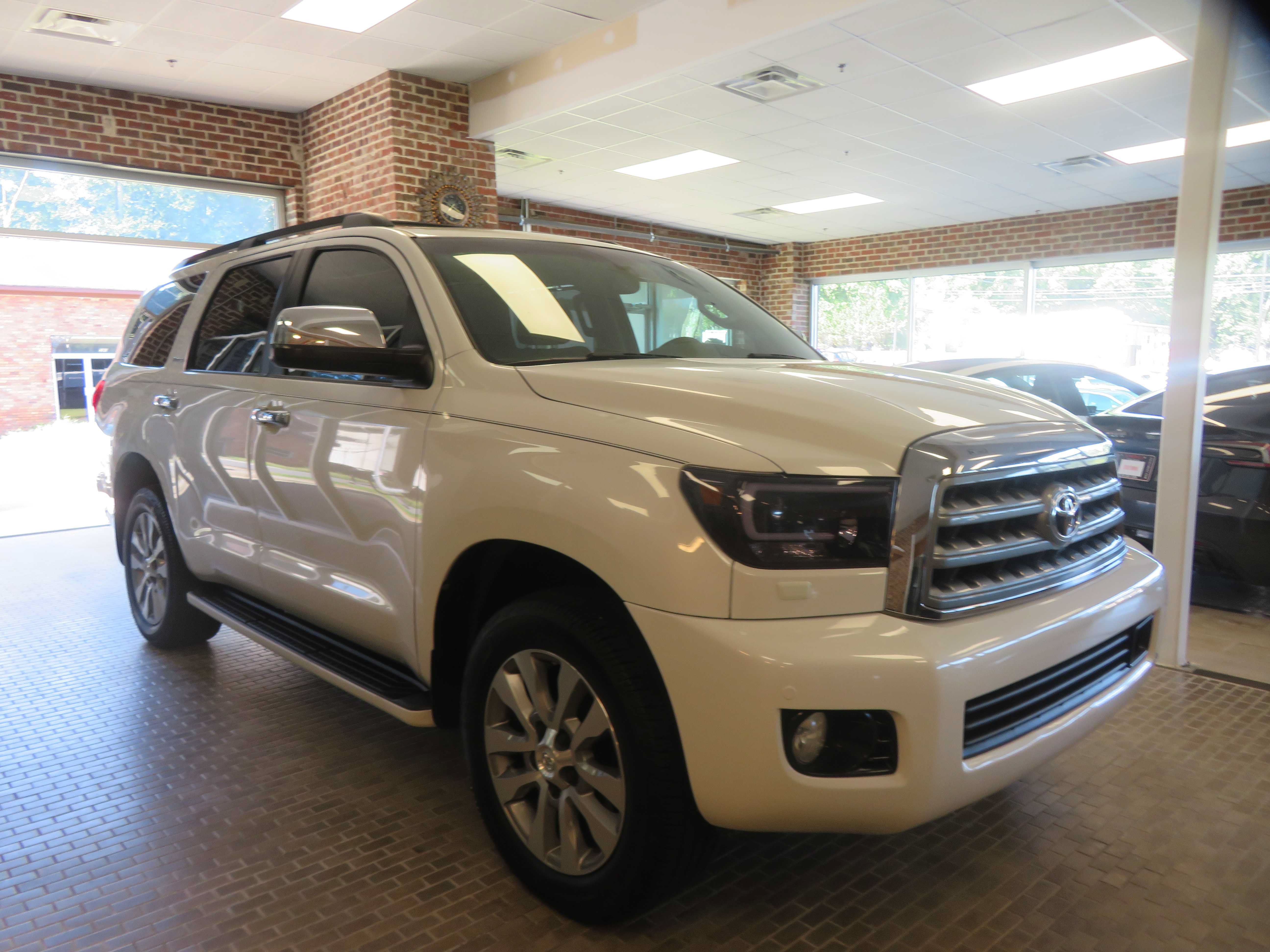 Used 2012 Toyota Sequoia Platinum AWD/4WD image 65