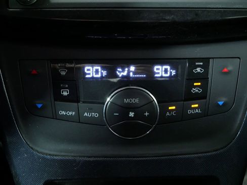 Used 2019 Nissan Sentra SR image 29