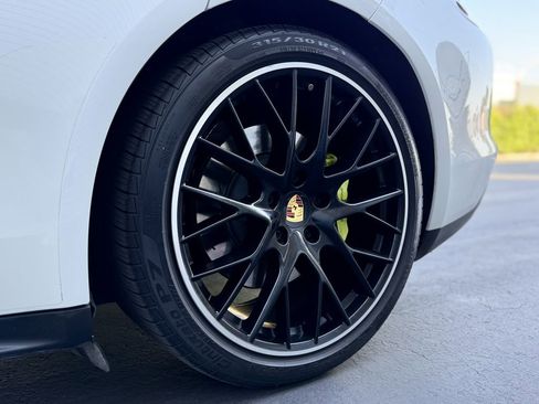 Used 2018 Porsche Panamera 4 w/ Premium Package AWD/4WD image 44