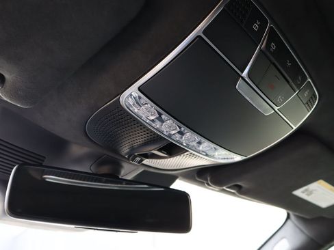 Used 2019 Mercedes-Benz S 63 AMG S 4MATIC Sedan image 27