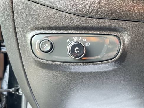 Certified 2023 Chevrolet Equinox LT AWD/4WD image 17