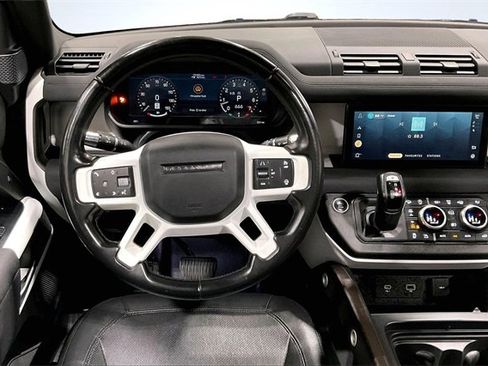 Used 2021 Land Rover Defender 90 S image 5