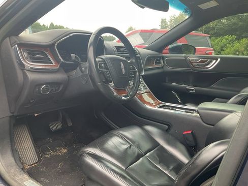 Used 2017 Lincoln Continental Reserve FWD image 15