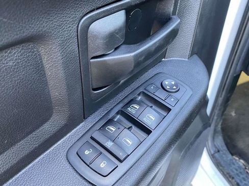 Used 2017 RAM 2500 Tradesman w/ Chrome Appearance Group image 18