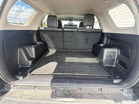 Used 2019 Toyota 4Runner SR5 Premium RWD image 29