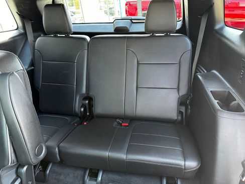 Used 2022 Chevrolet Traverse Premier w/ Redline Edition image 24