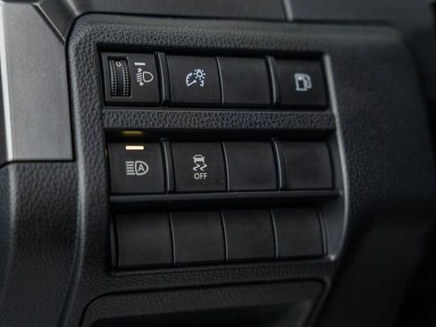 Certified 2025 Toyota 4Runner SR5 image 40