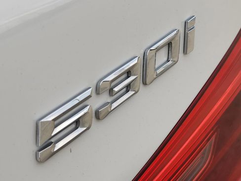 Used 2017 BMW 530i image 12