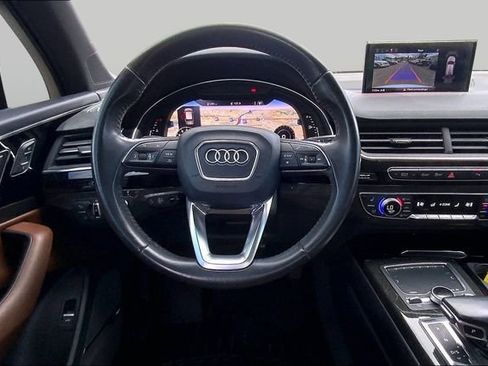 Used 2018 Audi Q7 3.0T Prestige AWD/4WD image 5
