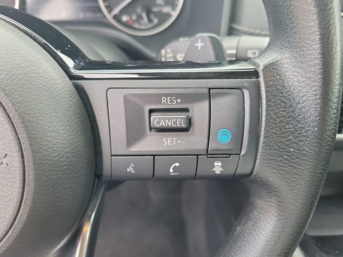 Certified 2023 Nissan Rogue SV FWD image 20