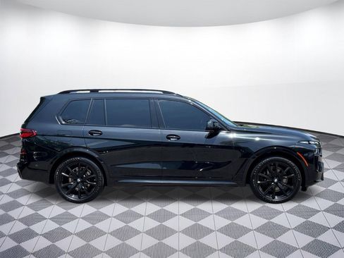 Certified 2024 BMW X7 xDrive40i w/ M Sport Package AWD/4WD image 8