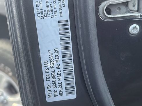 Used 2024 RAM 2500 Big Horn AWD/4WD image 10