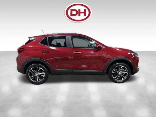 Used 2021 Buick Encore GX Select AWD/4WD image 2